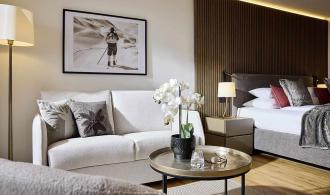 Alpenrose Zürs Double Room Deluxe Wohnzimmer
