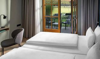 Fleesensee Double Room Classic Terrace Schlafzimmer