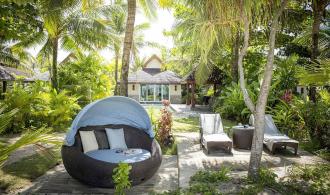 Khao Lak Pool Villa Superior Ocean Front Garten