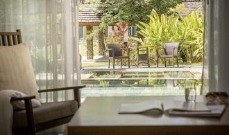 Khao Lak Two Bedroom Pool Villa Deluxe Blick auf Pool