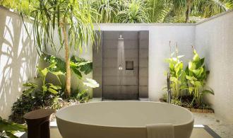 Noonu Beach Villa Pool Außenwanne