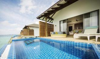 Noonu Water Villa Pool