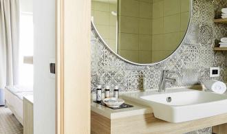 Kyllini Single with Child Double Room Classic Badezimmer