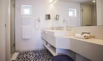 Daidalos Suite Superior Sea View Badezimmer