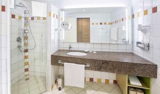 Apulia Family Double Room Superior Connecting Door Bad