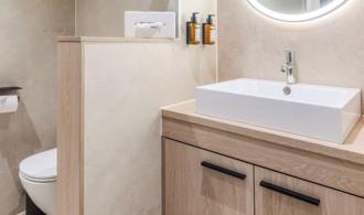 Ampflwang Doppelzimmer Badezimmer