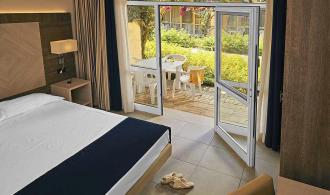 TML Calabria 2 Bedroom Family Room Schlafzimmer