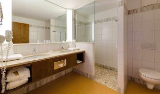 Amadé Family Room Superior Badezimmer