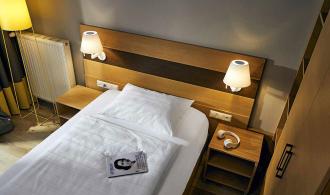 Landskron Single Room Classic Schlafzimmer