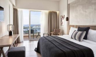 Marmari Palace Double Room Sea View Schlafzimmer