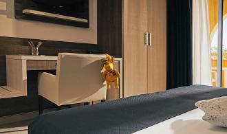 TML Calabria Family/Double Room with Connecting Door Kinderzimmer