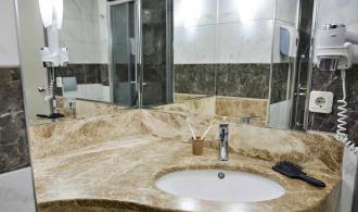 Belek Family-/Double Room with Connecting Door Bad