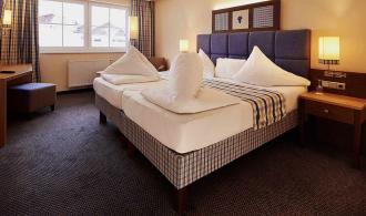 Amadé Double Room Classic Schlafzimmer