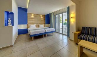 Daidalos Double Room Superior Schlafzimmer