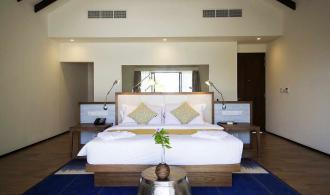 Noonu Single with Child Beach Villa Private Pool Bett