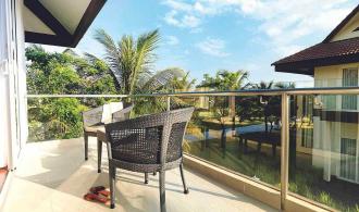 Nam Hoi An Superior Junior Suite Garden View Balkon