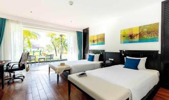 Nam Hoi An Deluxe Double Room Garden View Type 2 Schlafzimmer