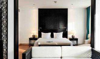 Nam Hoi An Deluxe Junior Suite Garden View Schlafzimmer