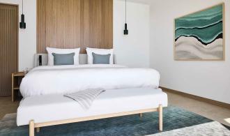 Maldives Funamadua One Bedroom Water Villa Pool Schlafzimmer