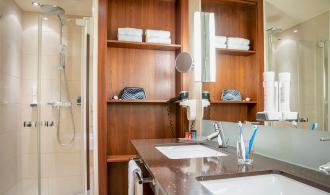 Robinson Fieberbrunn Junior Suite Classic Badezimmer