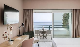 Rocca Nettuno Familienzimmer Verbindungstür Meerblick Ausblick