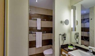 Esquinzo Playa Double Room Economy Badezimmer