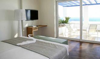Daidalos Suite Deluxe Sea View Schlafzimmer 