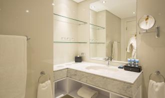 Double Room Classic Badezimmer