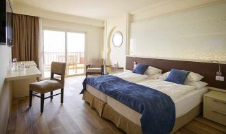 Single with Child Double Room Classic Schlafen