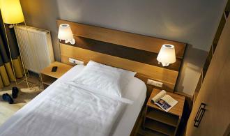 Landskron Single Room Classic Lake View Schlafzimmer