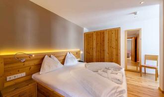 Alpenrose Zürs Single with Child Double Room Classic Schlafen